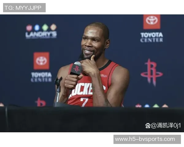 杜兰特谈末节未登场表示信任乌度卡的每个战术决定