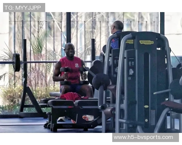 东体报道海港与周定洋在转会窗口期间未有接触的最新动态分析